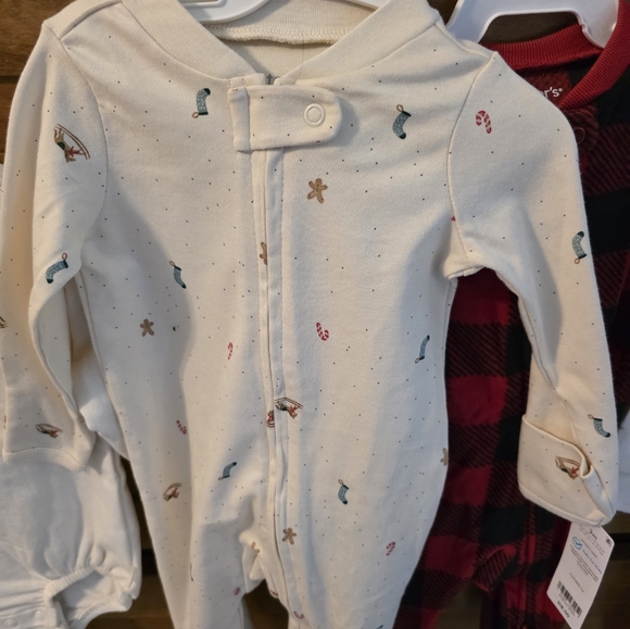 Adorable Baby Onesie Set with Snowman and Plaid Designs- Set Of 4 - Picture 3 of 5